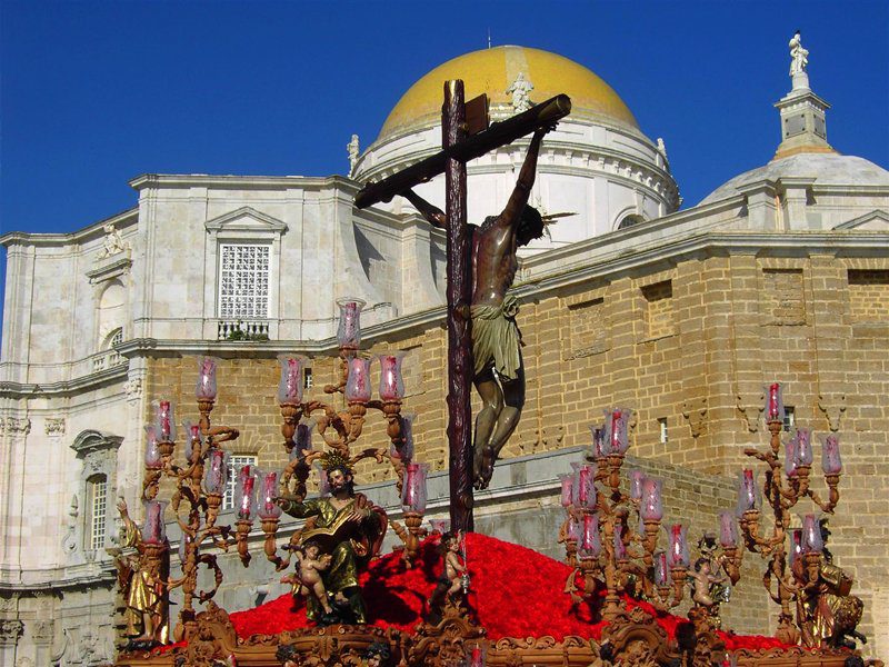 En este momento estás viendo Semana Santa en Cádiz